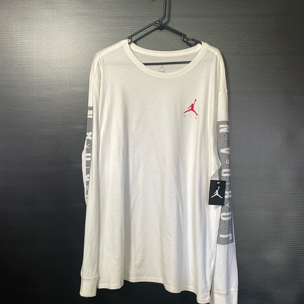 Jordan xxl white long sleeve